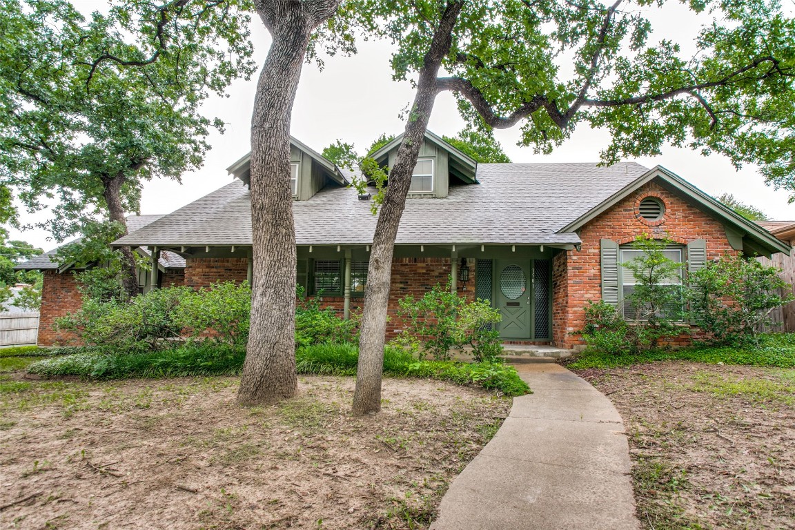 1501 Charlott Street Fort Worth TX 76112