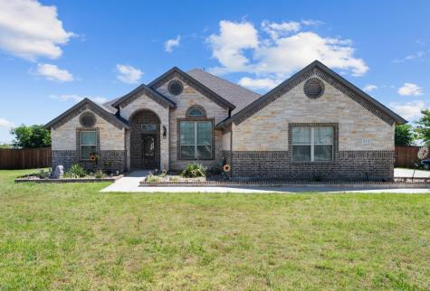 111 County Road 4223 Decatur TX 76234
