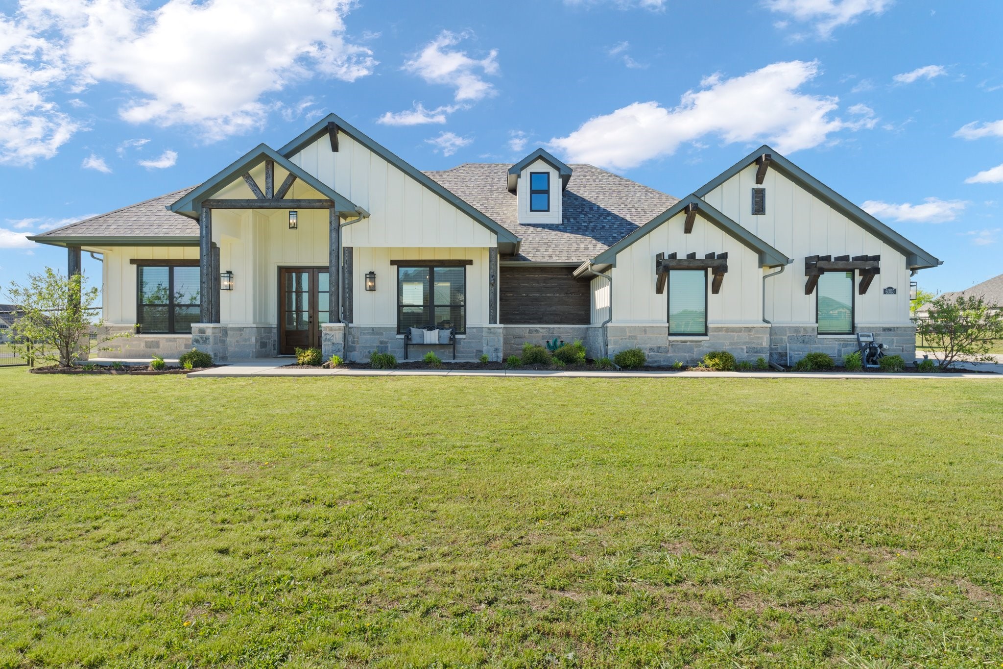6305 Rhoden Avenue Godley TX 76044