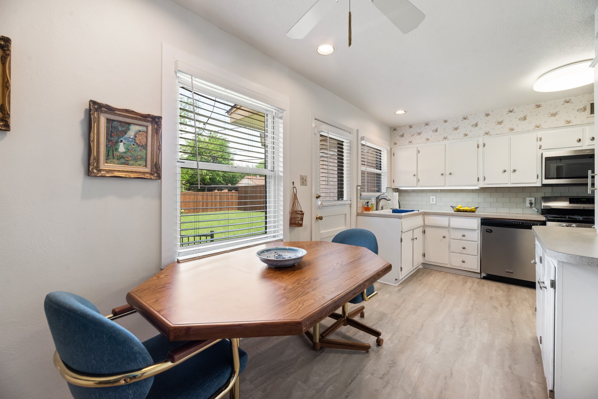 10853 Sharondale Lane Dallas TX 75228