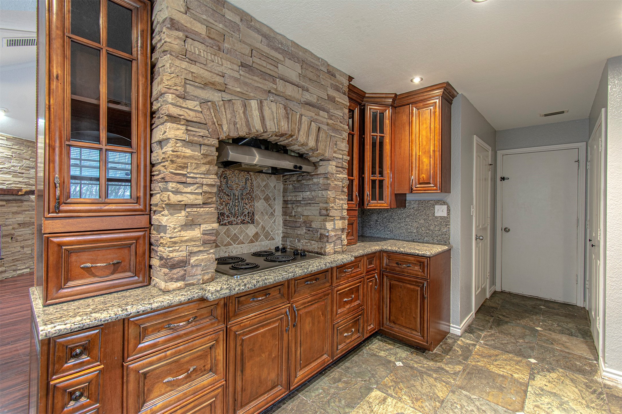 348 Craddock Drive Glenn Heights TX 75154