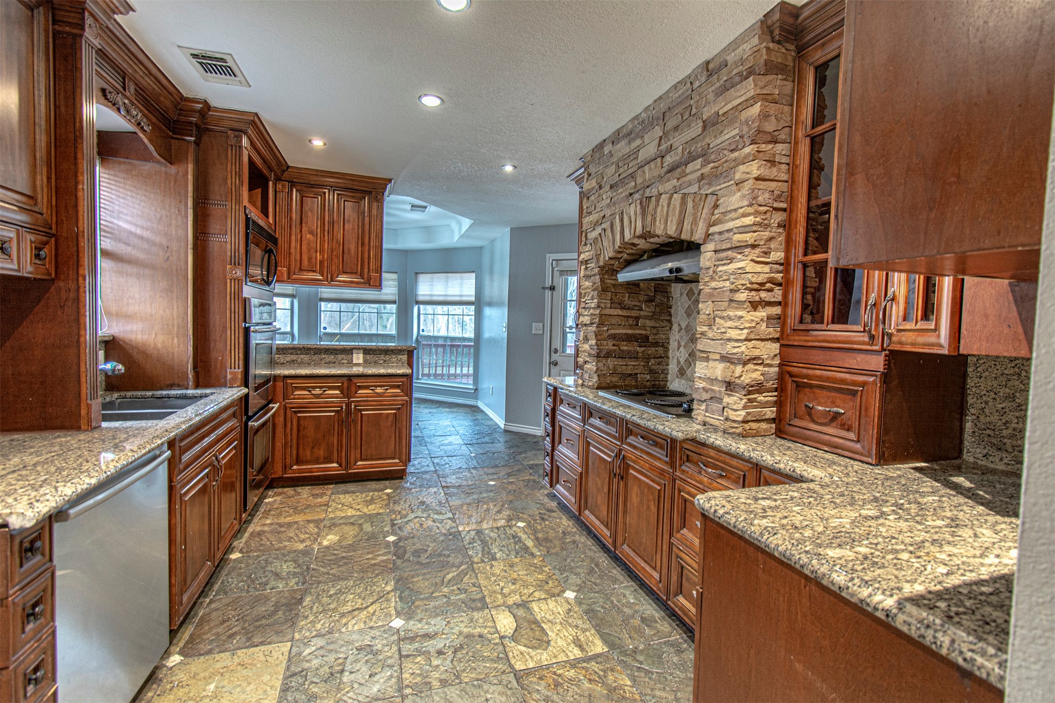 348 Craddock Drive Glenn Heights TX 75154