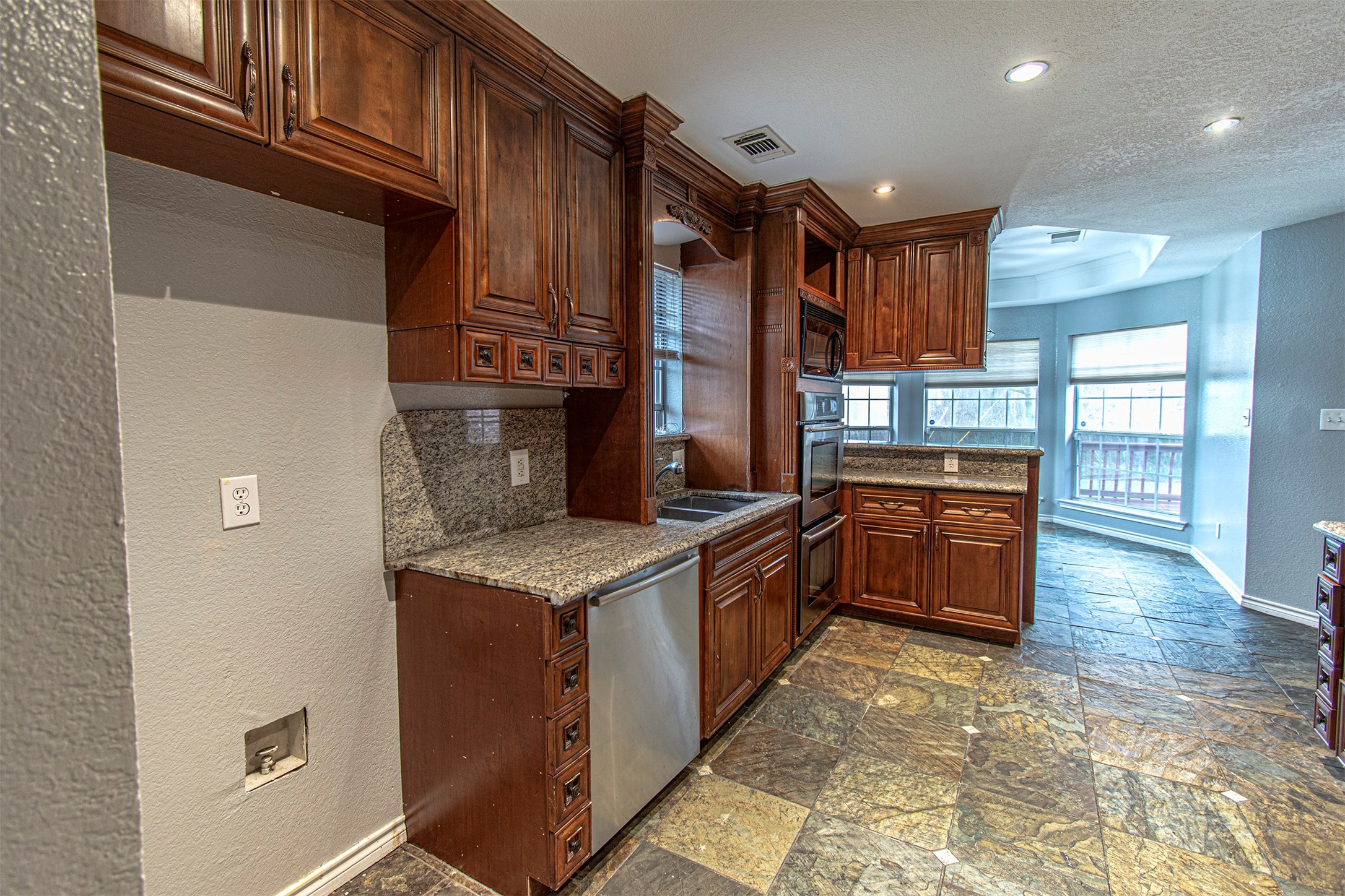 348 Craddock Drive Glenn Heights TX 75154