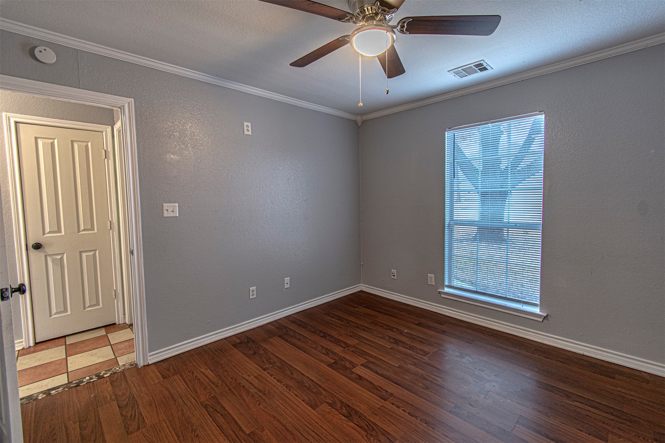 348 Craddock Drive Glenn Heights TX 75154