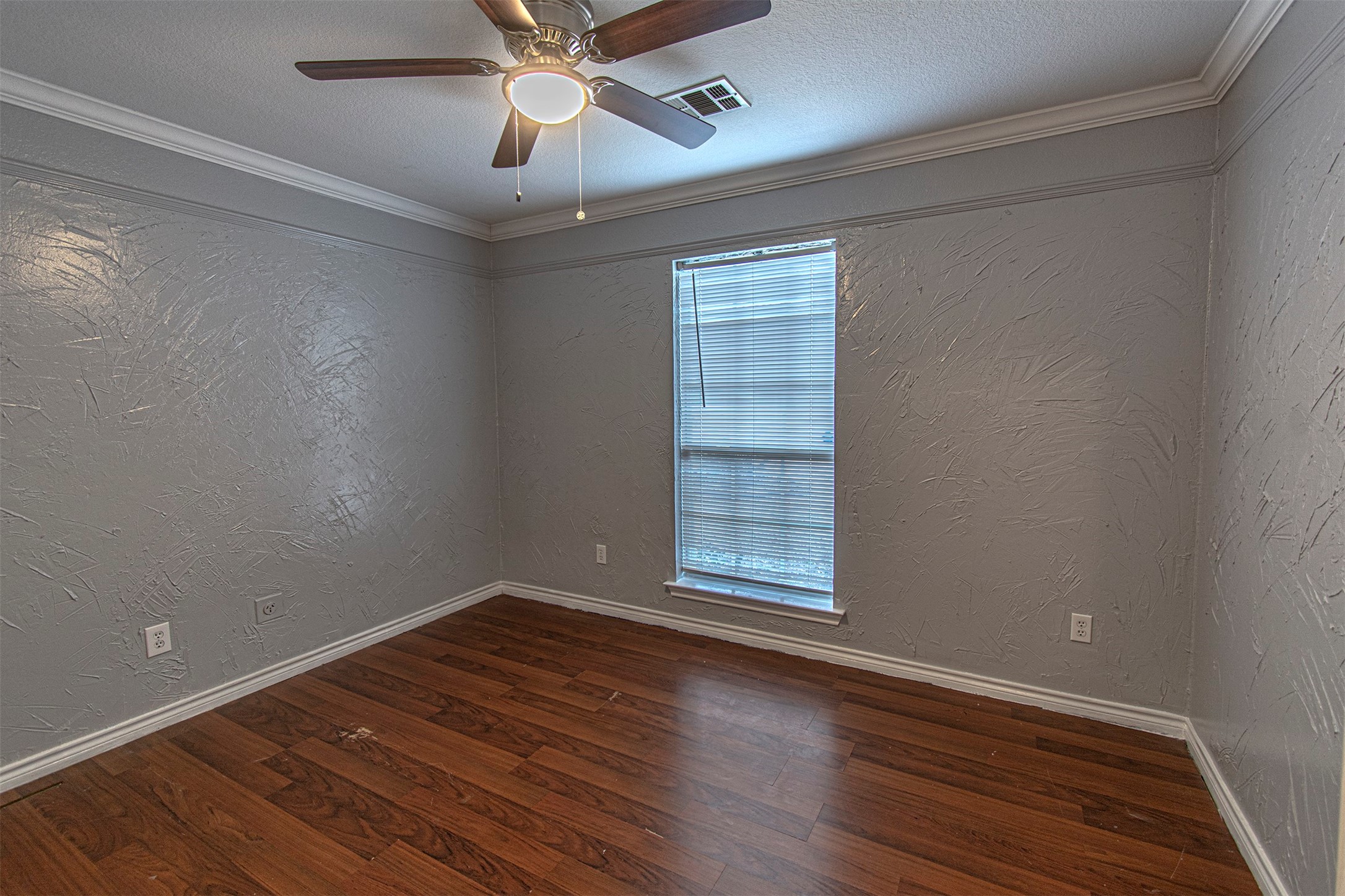 348 Craddock Drive Glenn Heights TX 75154