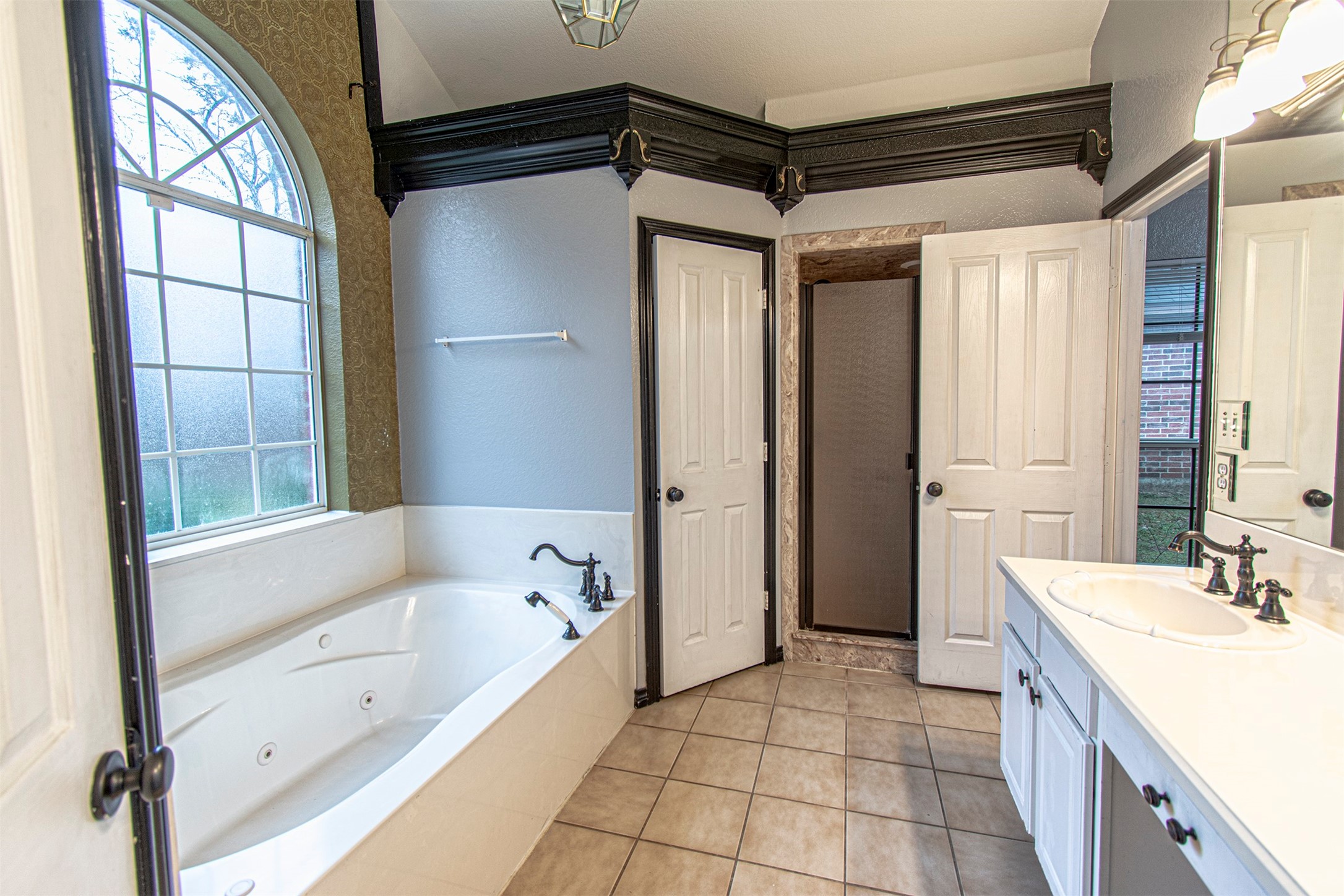 348 Craddock Drive Glenn Heights TX 75154
