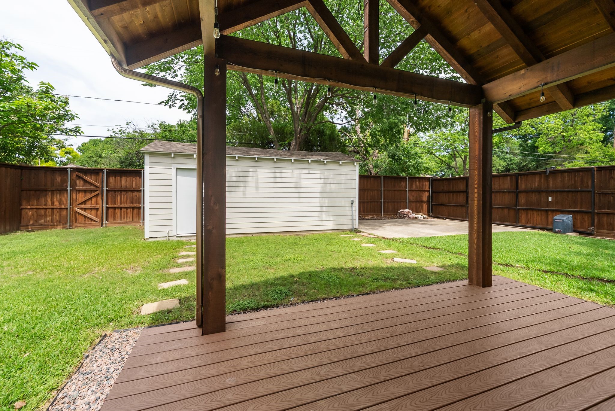 3993 Park Lane Dallas TX 75220