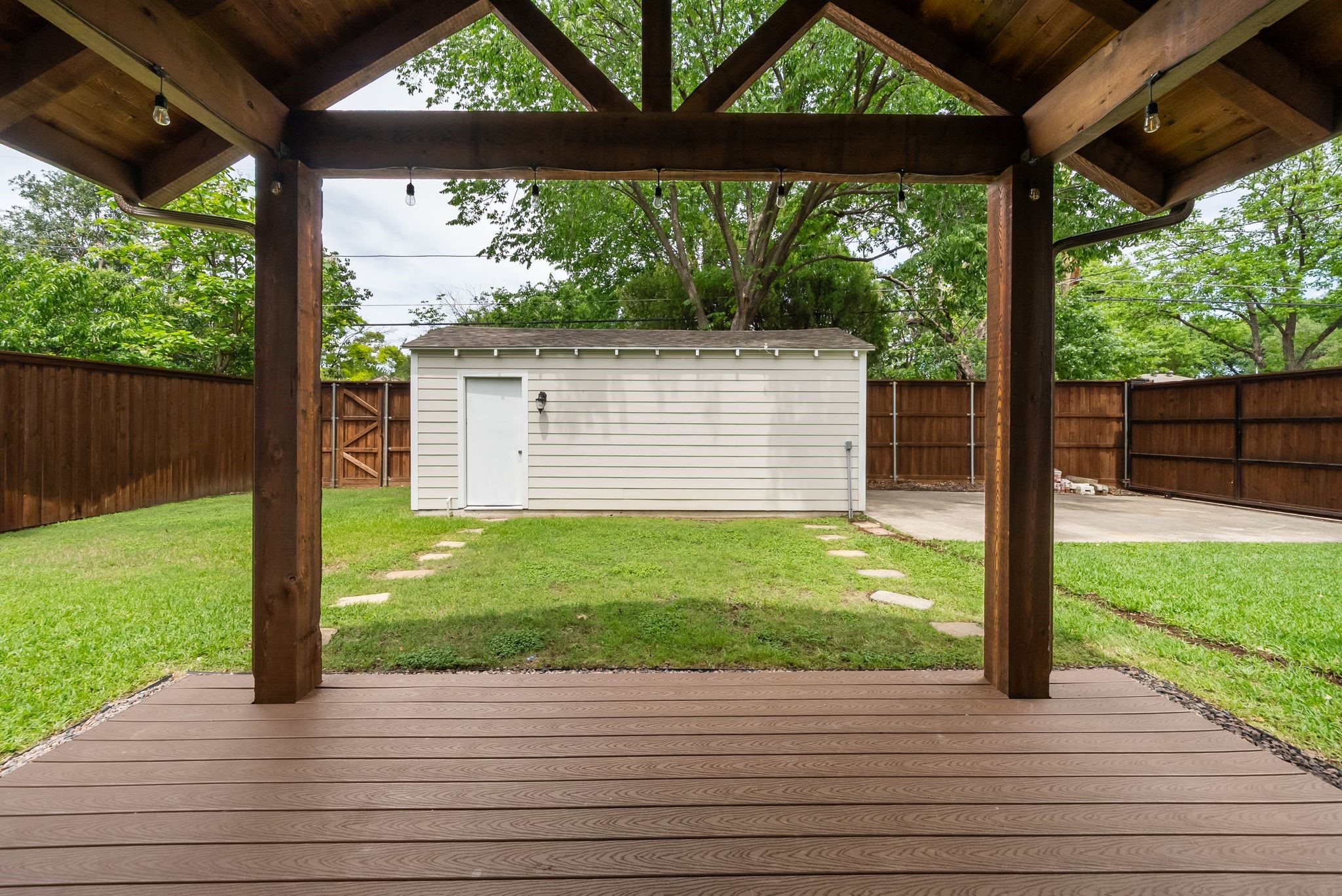 3993 Park Lane Dallas TX 75220