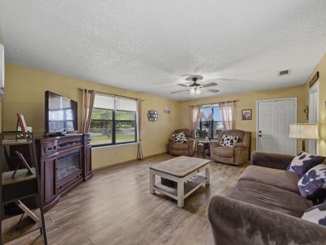 157 Ocean Drive Gun Barrel City TX 75156
