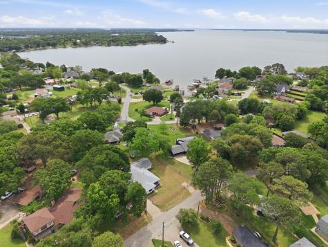 157 Ocean Drive Gun Barrel City TX 75156