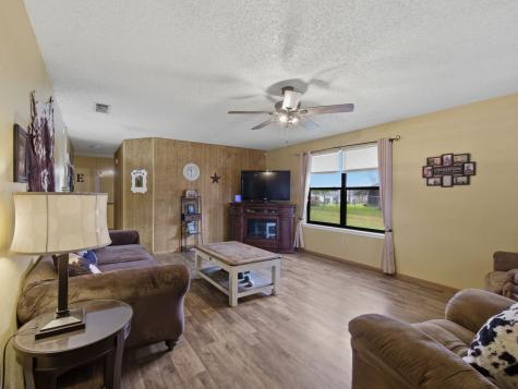 157 Ocean Drive Gun Barrel City TX 75156