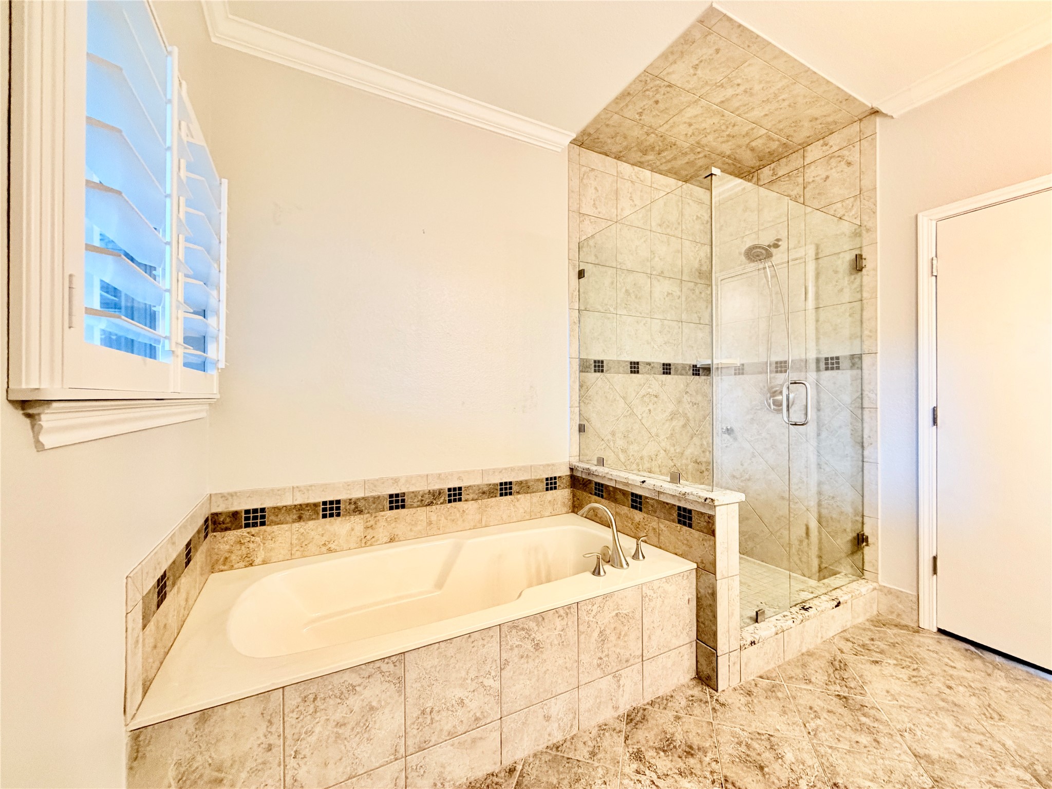 2937 Sweet Briar Street Grapevine TX 76051