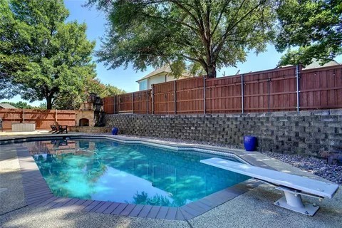 2937 Sweet Briar Street Grapevine TX 76051