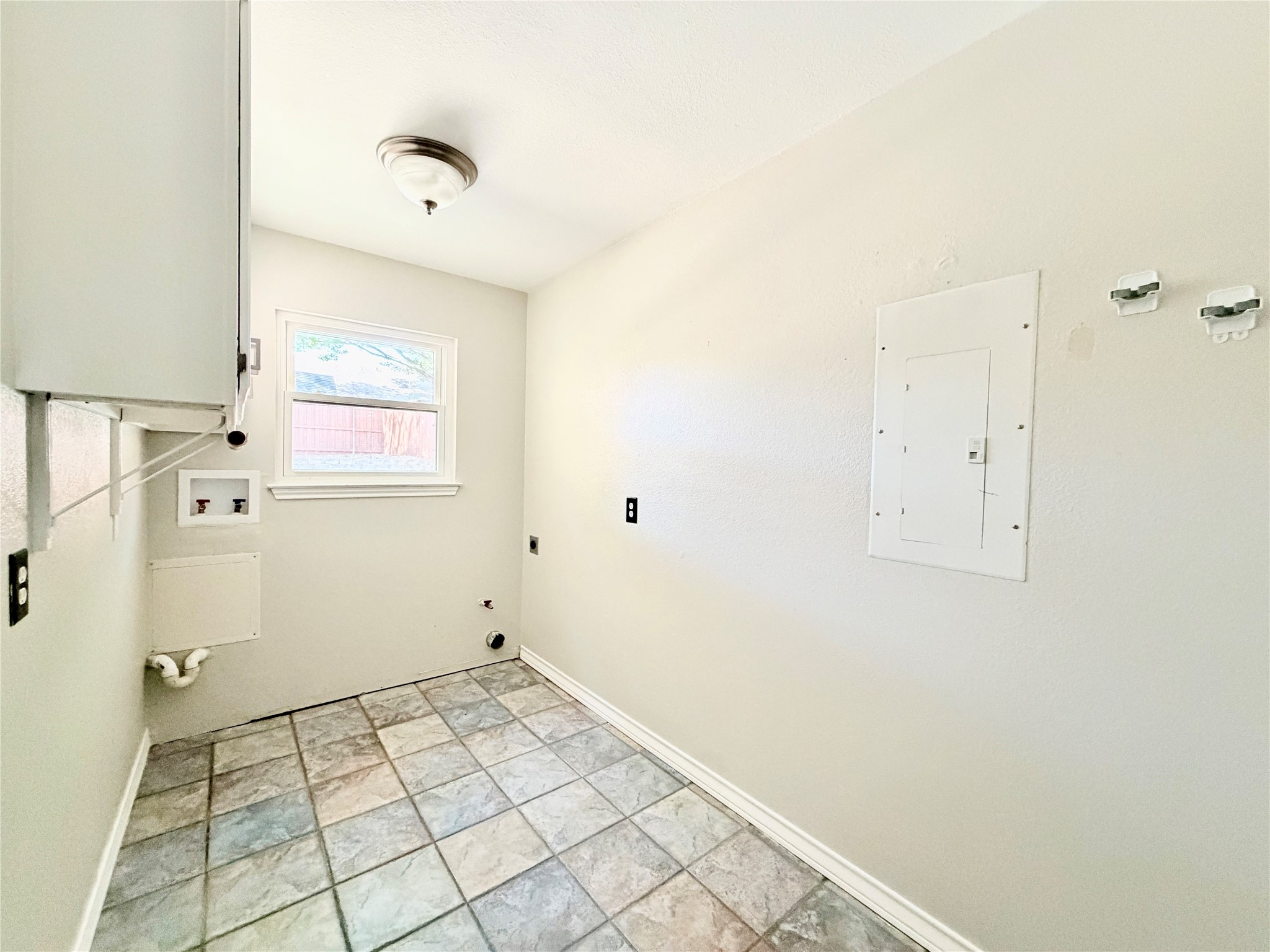 2937 Sweet Briar Street Grapevine TX 76051