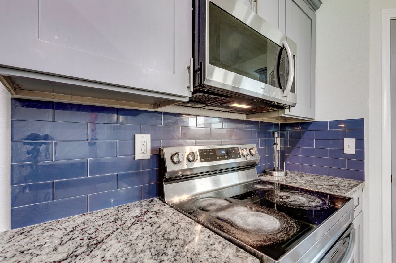 3083 Sunnyvale Street Dallas TX 75216