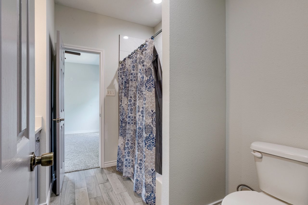 3083 Sunnyvale Street Dallas TX 75216