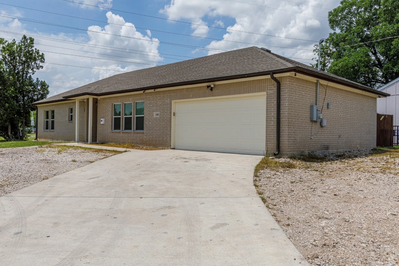 3083 Sunnyvale Street Dallas TX 75216