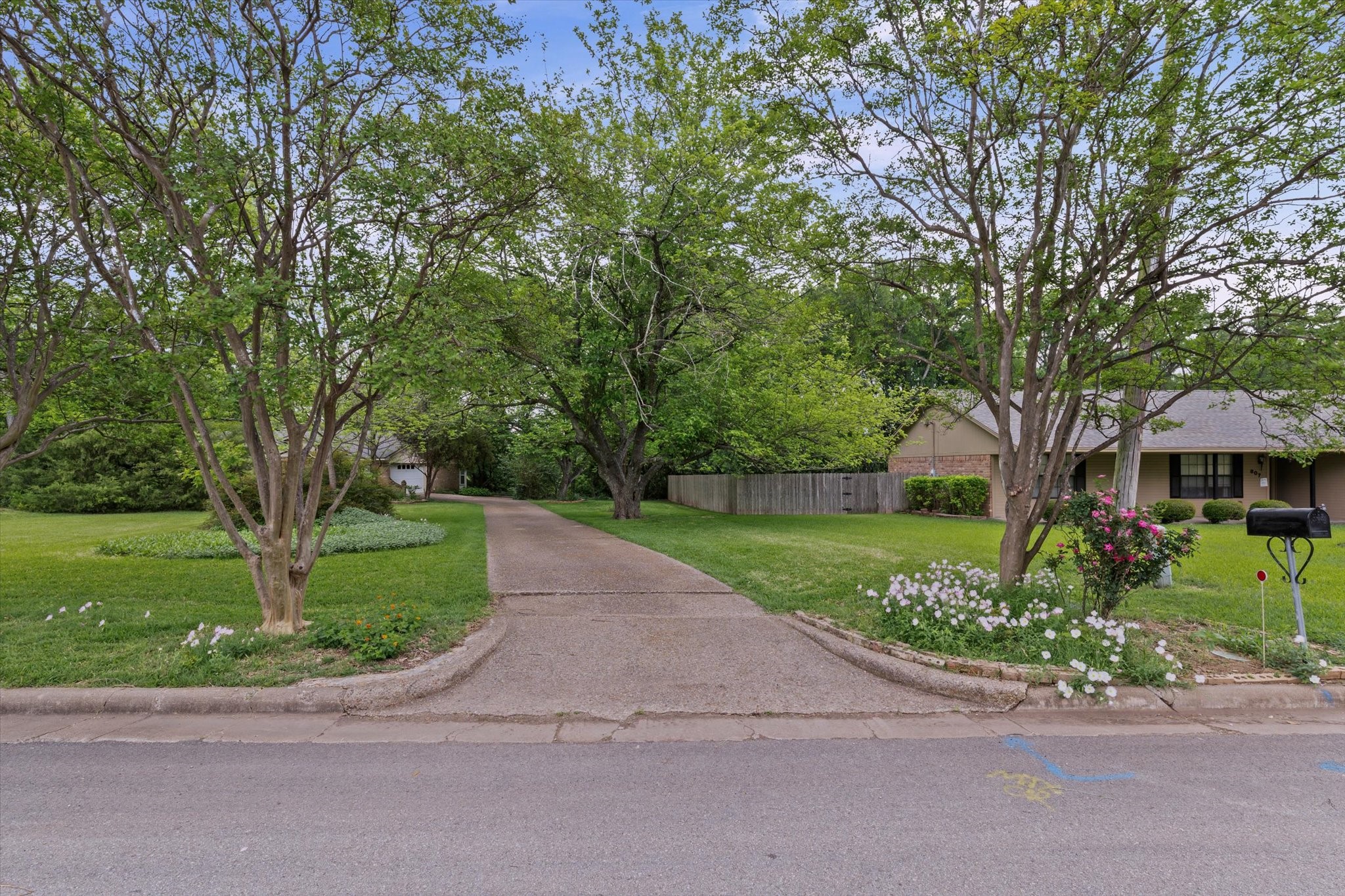 805 Evelyn Drive Lorena TX 76655