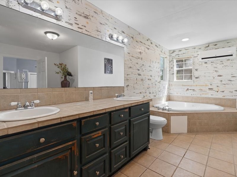 809 E Adams Street Itasca TX 76055