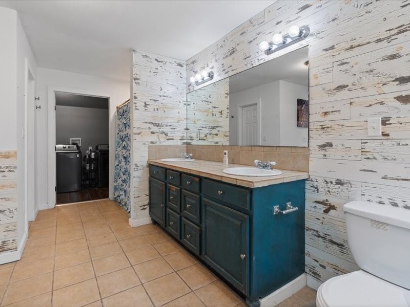 809 E Adams Street Itasca TX 76055