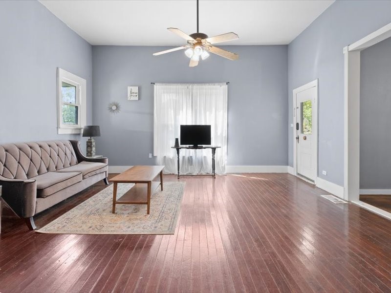 809 E Adams Street Itasca TX 76055