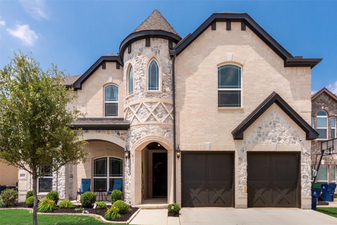 6027 Oakmere Lane Aubrey TX 76227