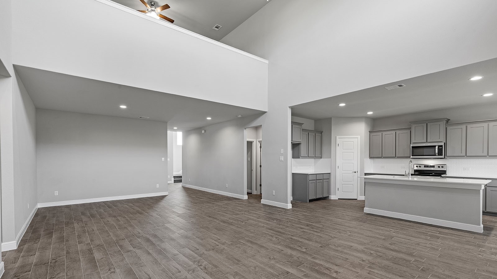 231 Sandstone Circle Granbury TX 76048
