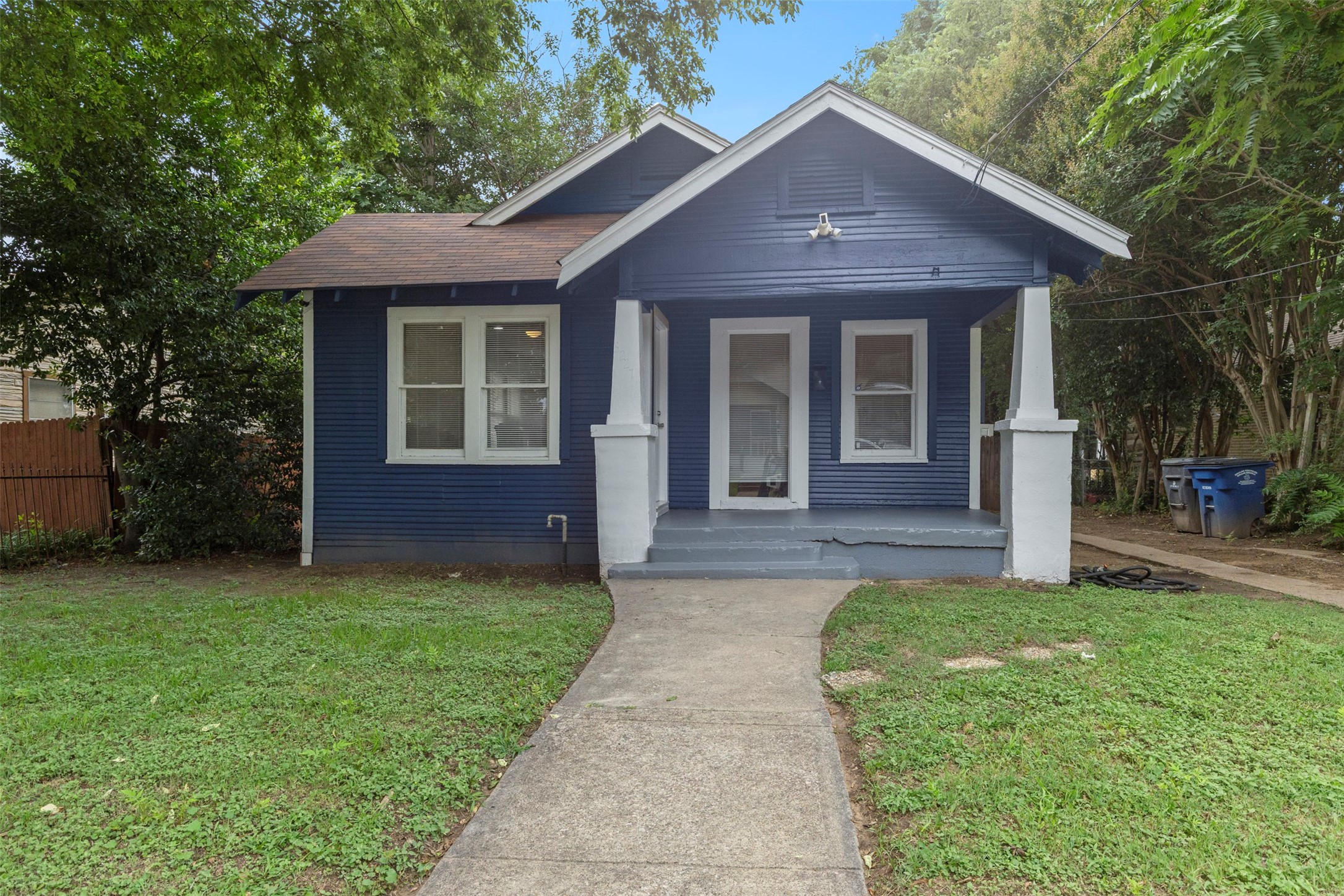 3227 Spring Avenue Dallas TX 75215