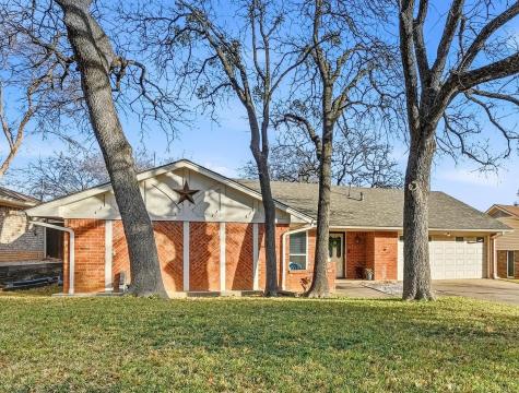 5717 Overridge Court Arlington TX 76017
