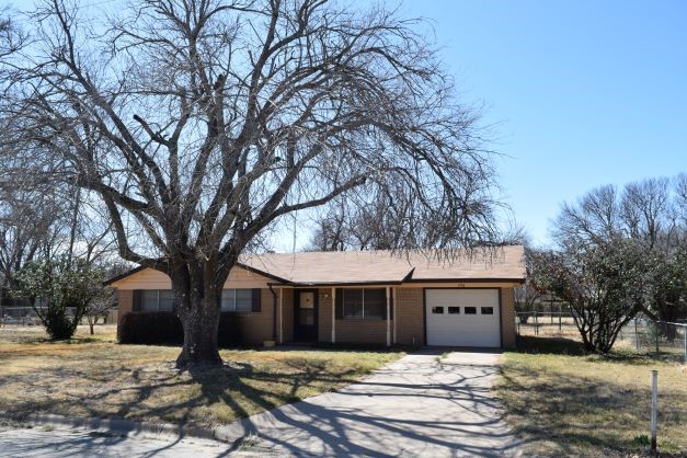 1714 Guadalupe Street Coleman TX 76834
