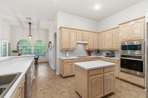 541 Crickett Way Grand Prairie TX 75052