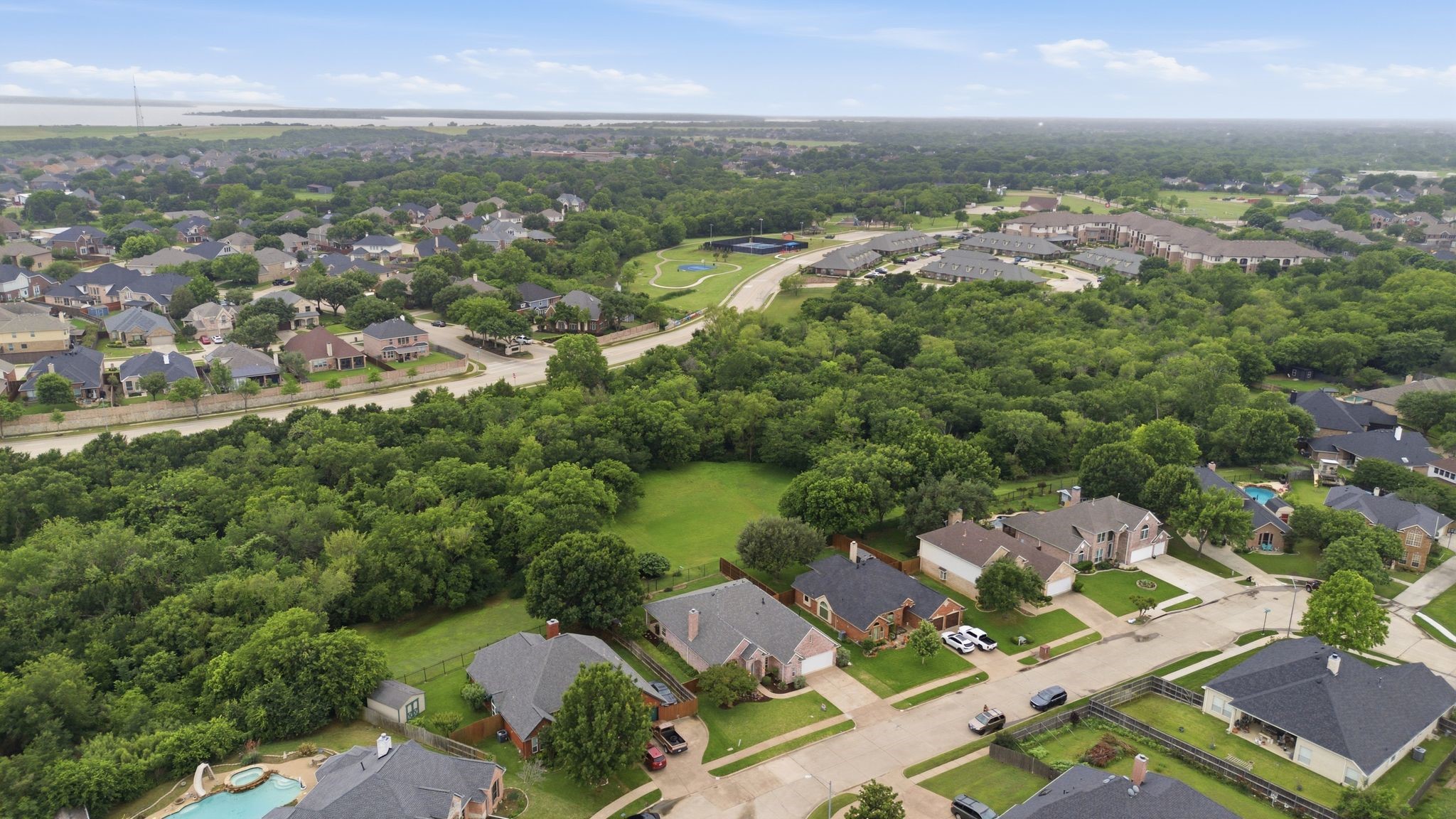 541 Crickett Way Grand Prairie TX 75052