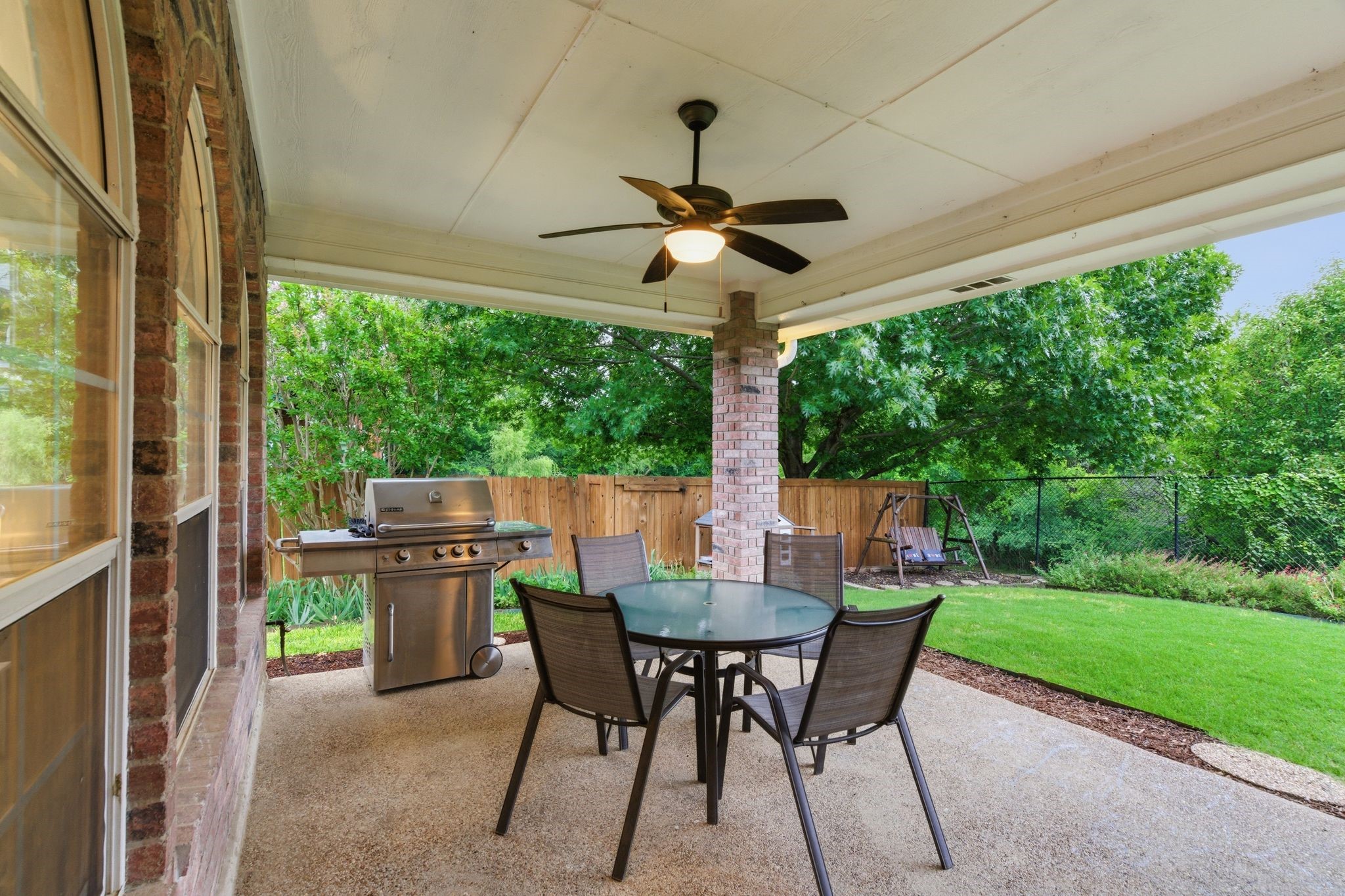 541 Crickett Way Grand Prairie TX 75052