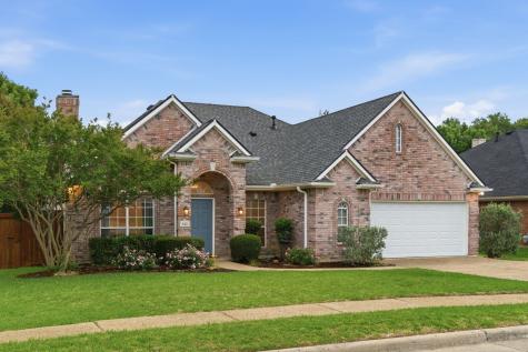 541 Crickett Way Grand Prairie TX 75052