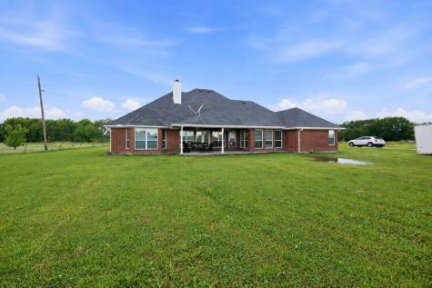 8229 Farm Road 905 Paris TX 75462