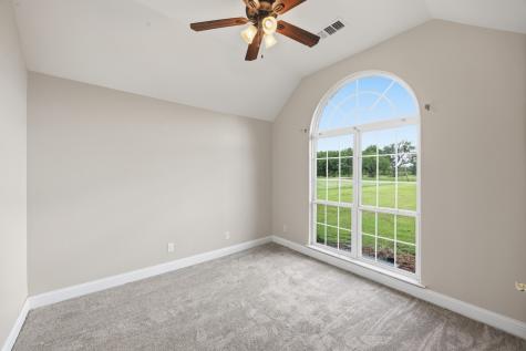 8229 Farm Road 905 Paris TX 75462