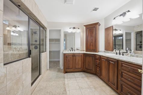 8229 Farm Road 905 Paris TX 75462