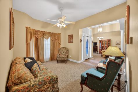 8229 Farm Road 905 Paris TX 75462