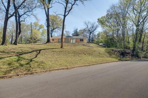 1112 Swanson Drive Palestine TX 75801