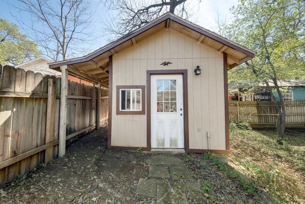 1112 Swanson Drive Palestine TX 75801