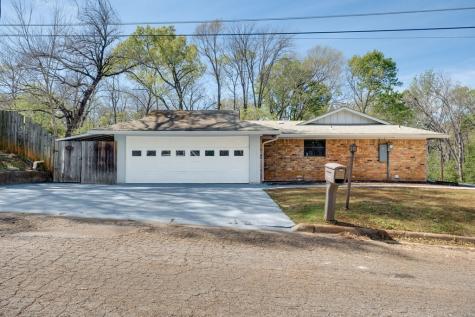 1112 Swanson Drive Palestine TX 75801