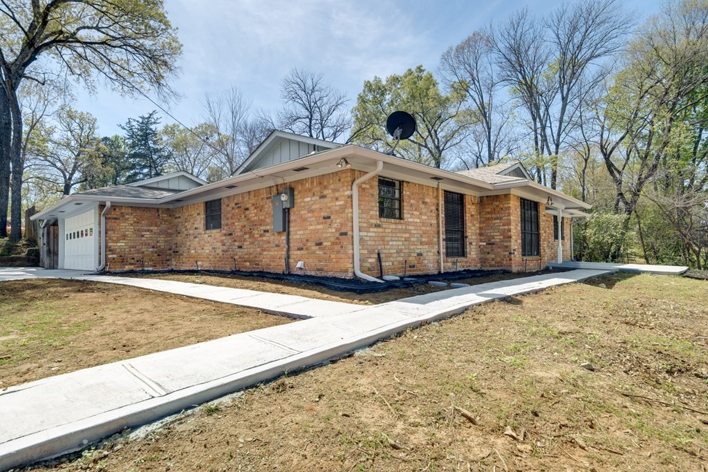 1112 Swanson Drive Palestine TX 75801