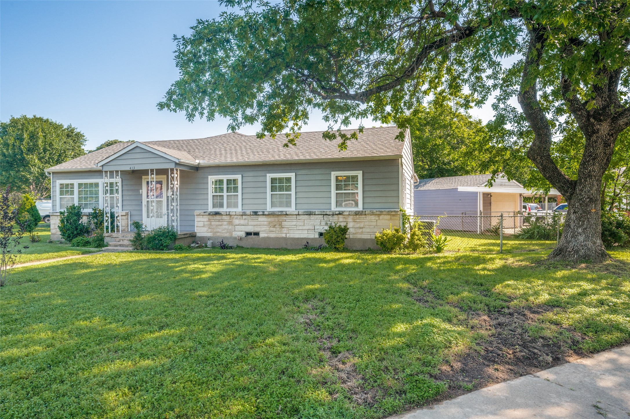 413 W 11th Street Irving TX 75060