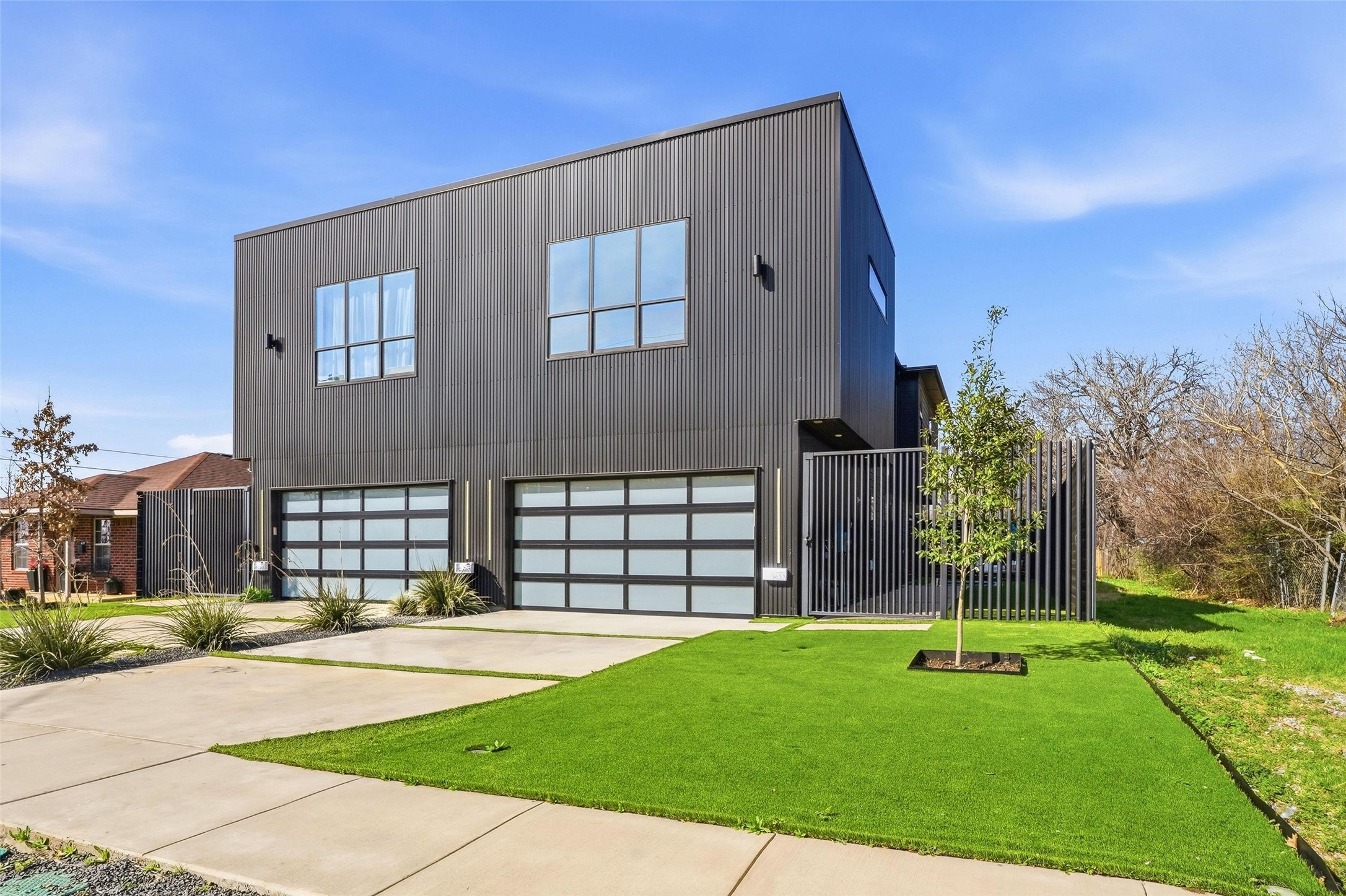 3633 Thedford Avenue Dallas TX 75209