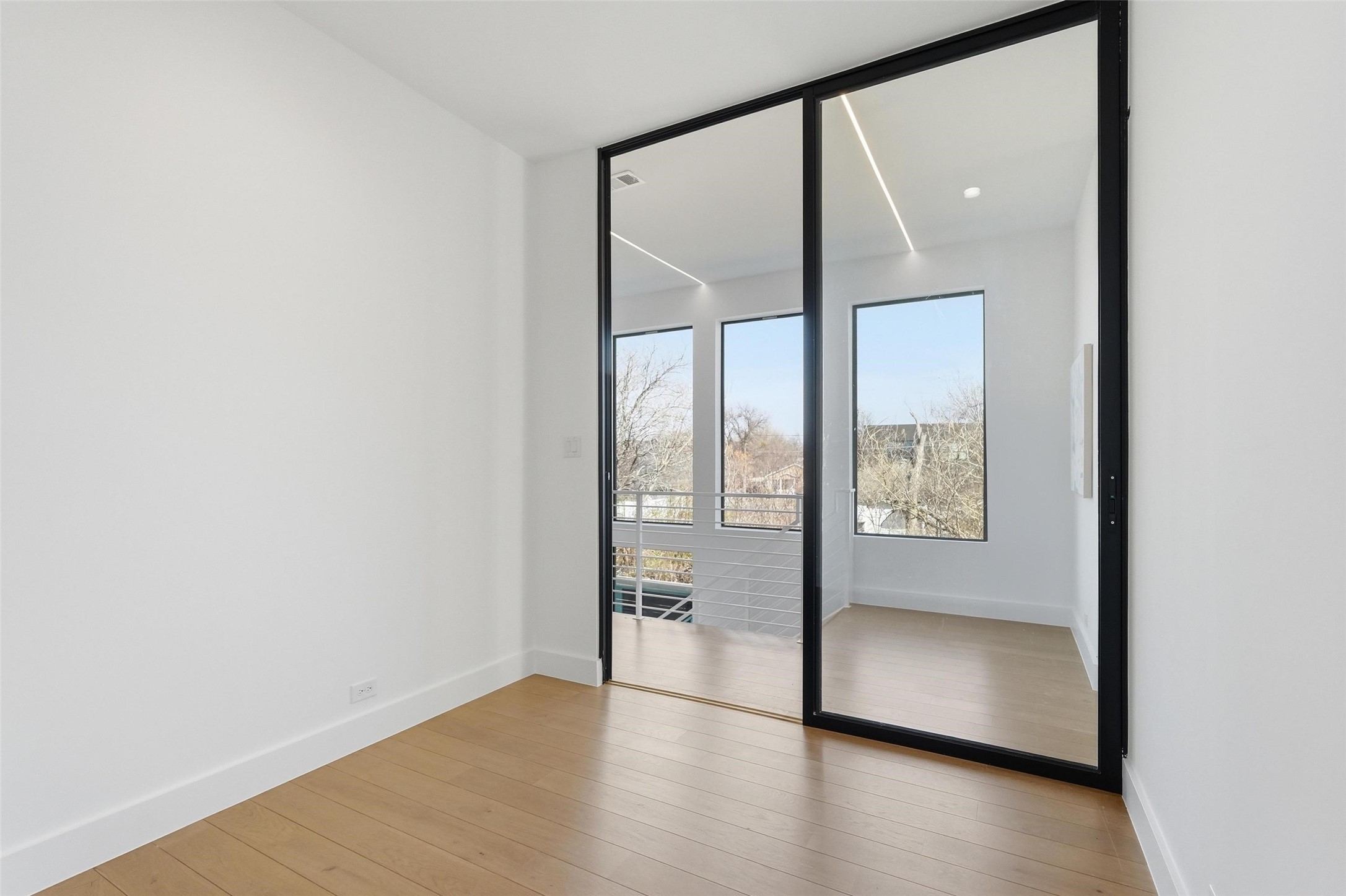 3633 Thedford Avenue Dallas TX 75209