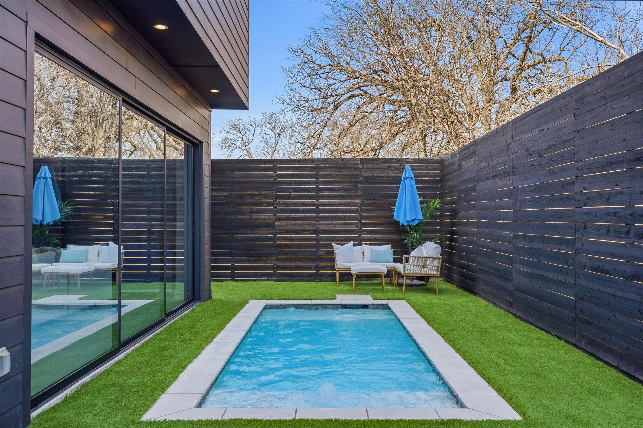3633 Thedford Avenue Dallas TX 75209