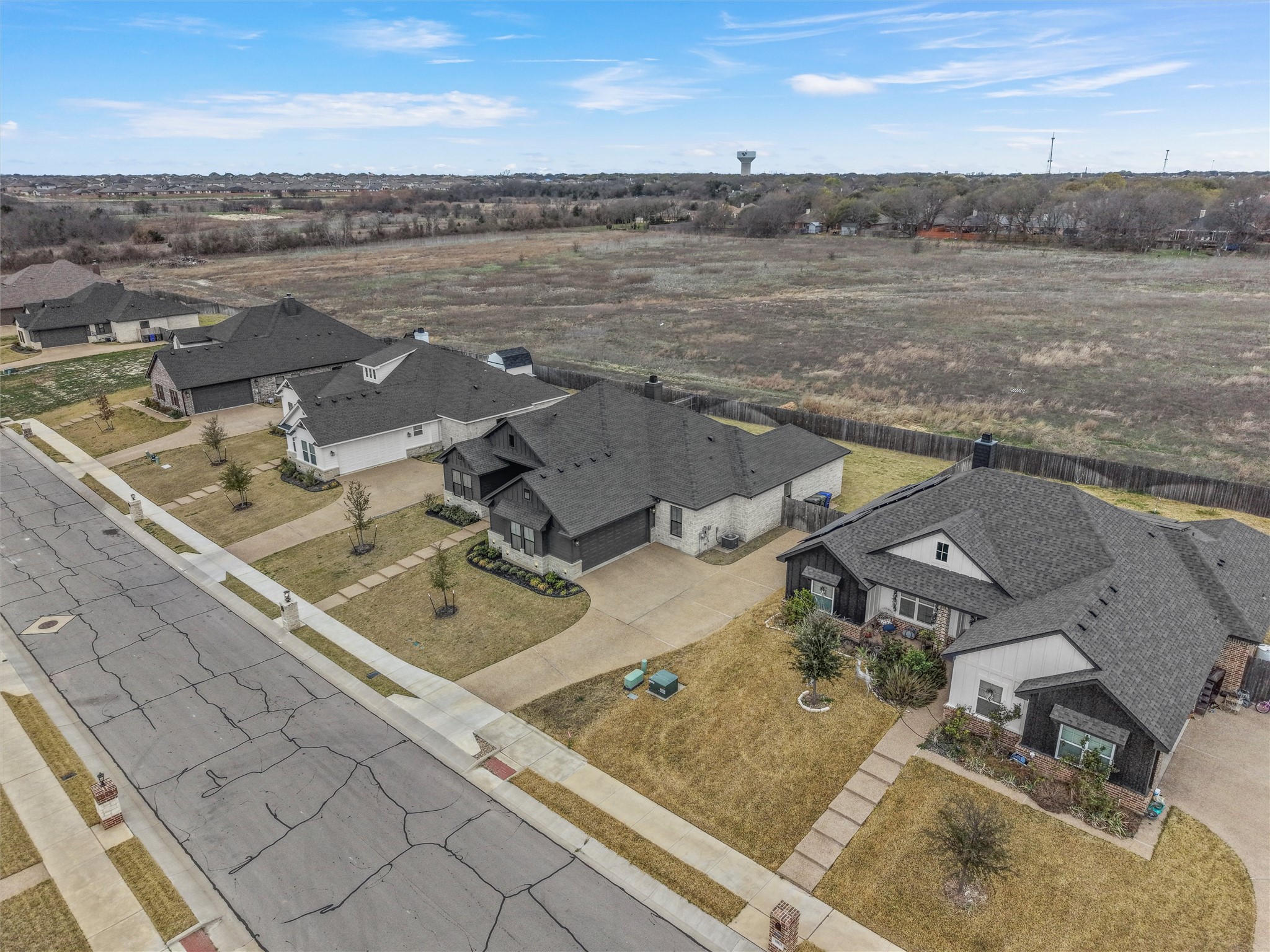 10201 Castleberry Lane Waco TX 76712