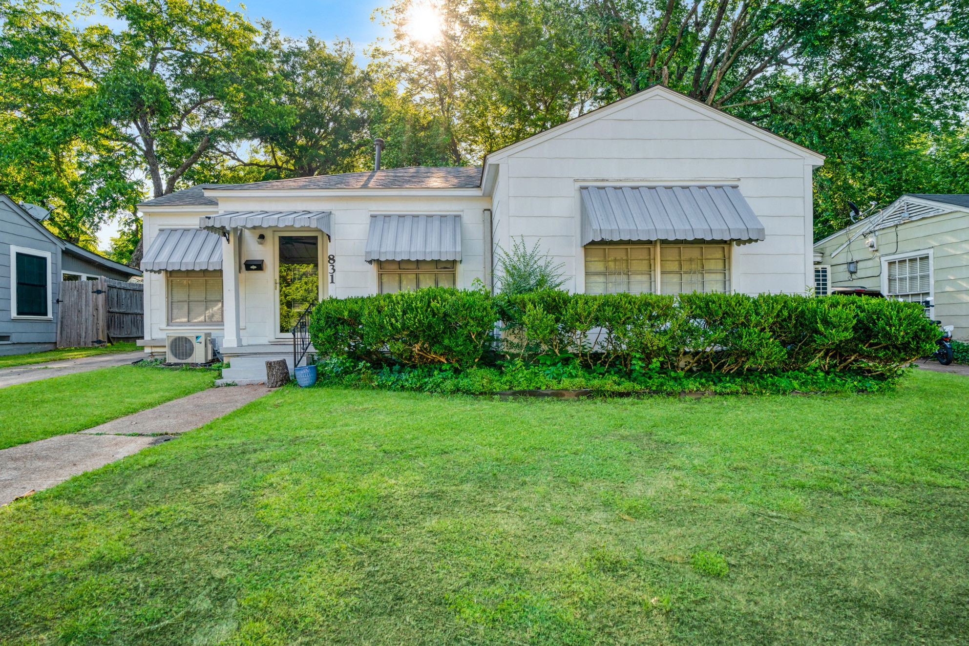 831 18th Street SE Paris TX 75460