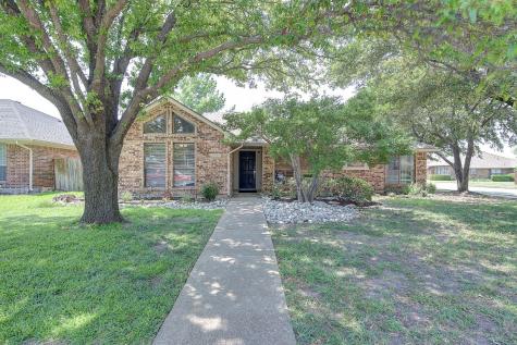 1920 Espinosa Drive Carrollton TX 75010