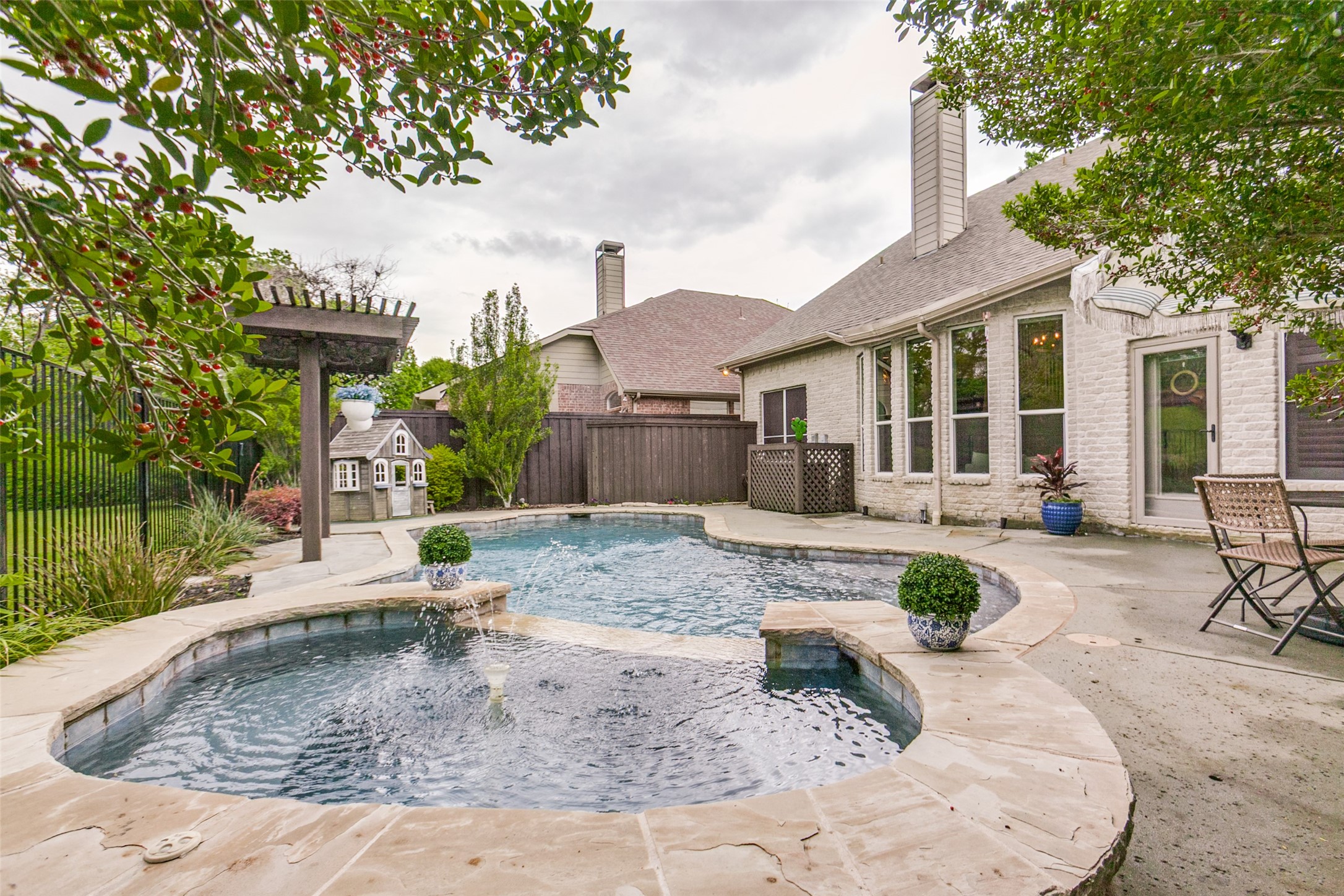 2148 Ash Grove Way Dallas TX 75228